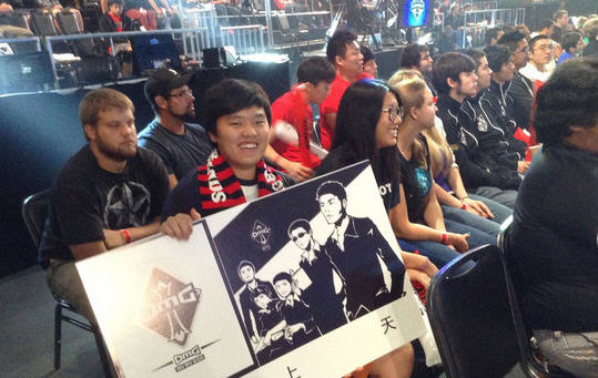 Liquid在IEM Dallas 2025的B组比赛中击败了FaZe